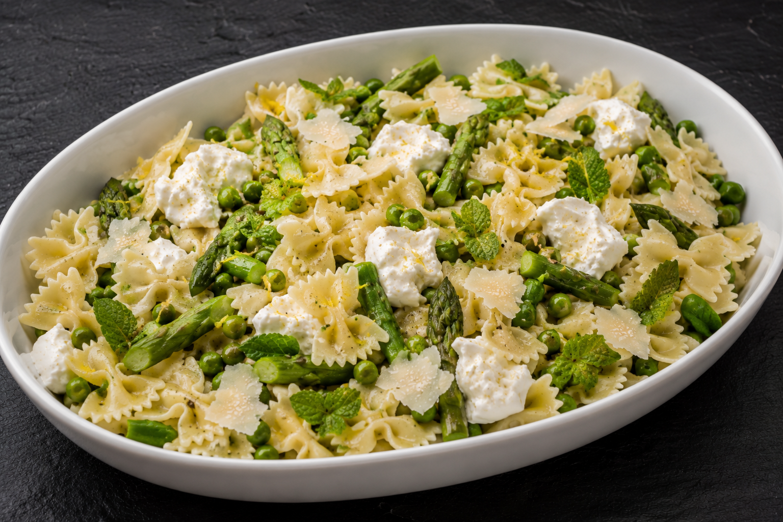 Insalata di Farfalle Primavera – STORIA Catering München